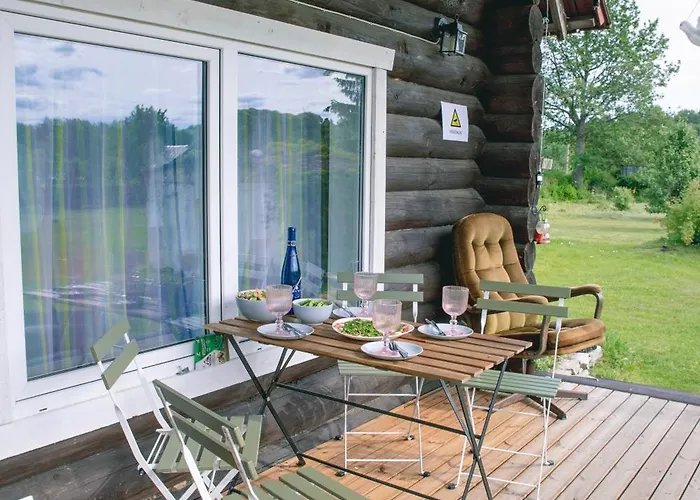 Baurine Puhkemaja * Aseri